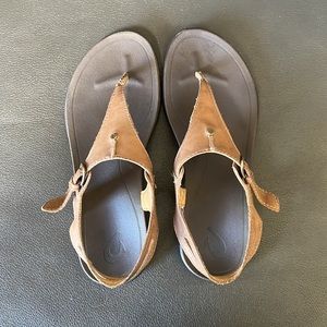 Olukai Sandals Women Size 8